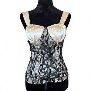 Y2K Fitted Black Lace Corset Top – coquette bustier M